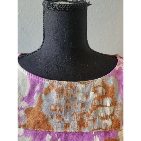 Sedona short-sleeved top a tie-dye or batik-style pattern in shades of purple - Picture 3 of 9
